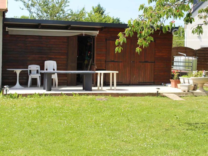 Huis met reeds gestart uitbreidingsproject – Groot potentieel in Autainville