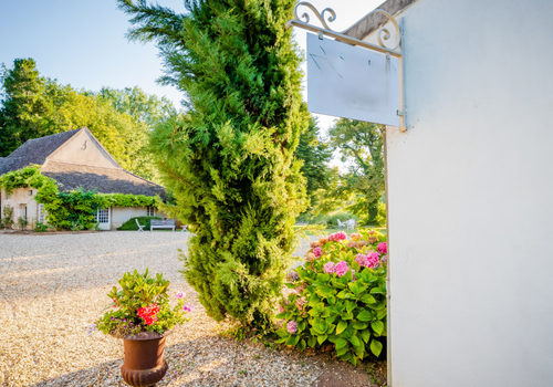 Beaune à 20 min. PROPRIÉTÉ D’EXCEPTION SUR ENVIRON 3 HECTARES