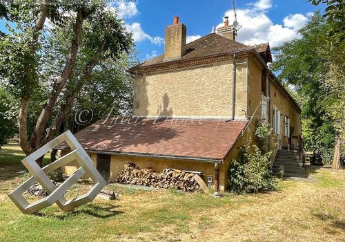 Renovated house, Chantelle, Allier