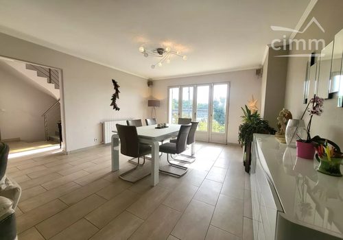 Le Thillay : maison 4/5 pièces de 137 m² + garage