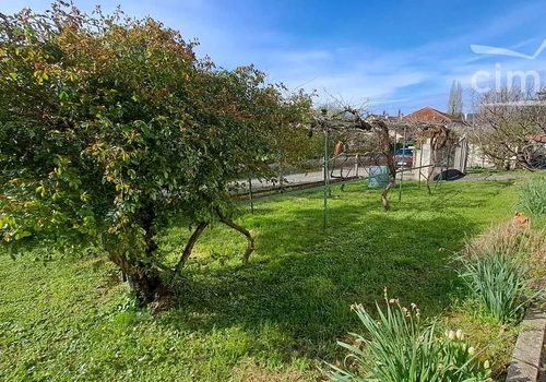 Mooi gezinshuis 150 m² + volledige kelder op een perceel van 626 m²