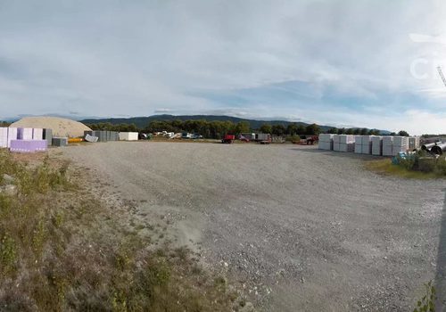 Enclosed and secured 1000 m2 land for storage