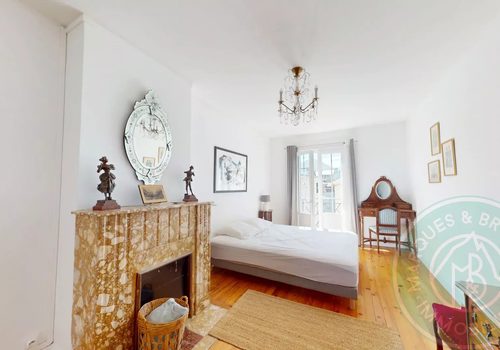 Property complex in the heart of Bagnères-de-Bigorre