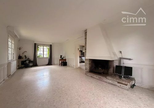 House to renovate of 129 m² with full basement – Saint-Gervais-la-Forêt – Land 1,900 m²
