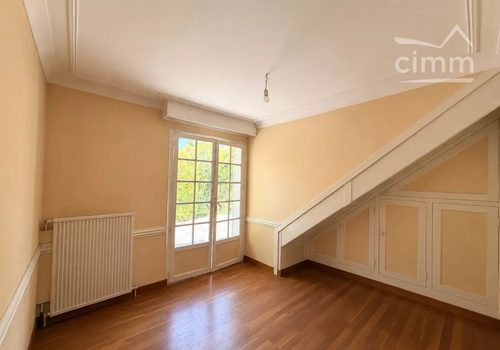 House to renovate of 129 m² with full basement – Saint-Gervais-la-Forêt – Land 1,900 m²