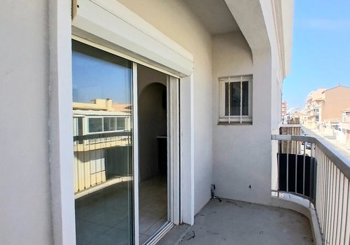 Fully Renovated Apartment On The 1st Floor With Balcony Near The Beach