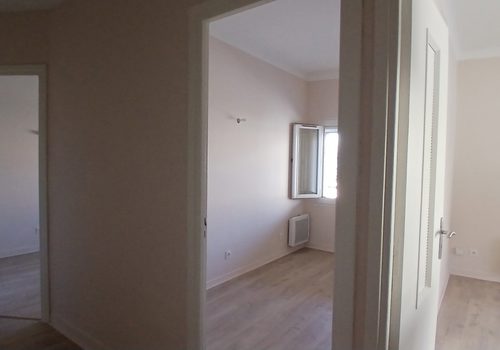 Fully Renovated Apartment On The Ground Floor With Courtyard And At Walking Distance From The Beach.