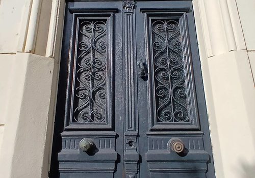 Splendid 18th Century Maison De Maitre With 4 Bedrooms, Vast Garage, Courtyard And Terrace. A Refined Blend Of Modern Comfort And Period Features In The Heart Of A Village