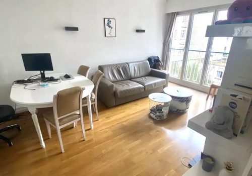 LOCATION PARIS  2 pièces meublé – Rue Rennequin – Paris 17e