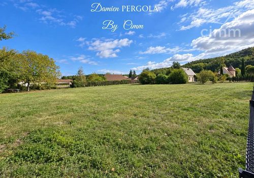 Montignac-Lascaux – Bouwgrond van 2.488 m² nabij het centrum