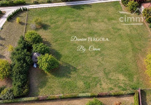 Montignac-Lascaux – 1,312 m² plot right next to amenities