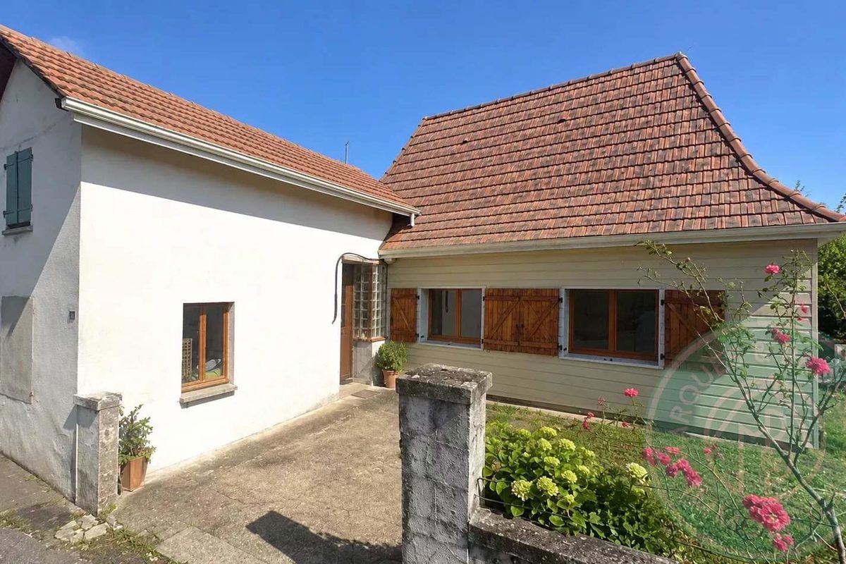 Maison de ville T3/T4 avec fort potentiel