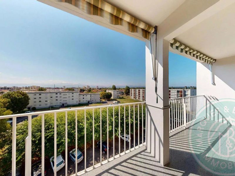 Appartement T4 vue Pyrénées