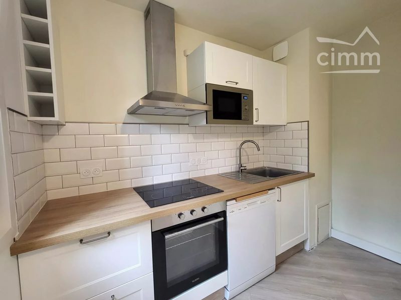 Appartement T1 bis avec cave et stationnement