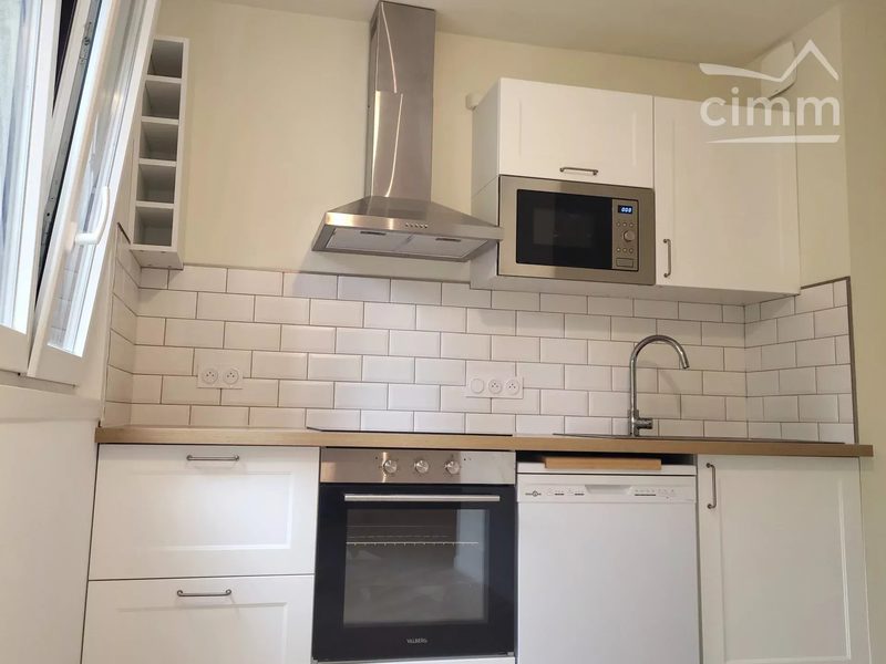 Appartement T1 bis avec cave et stationnement