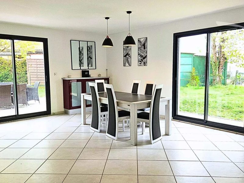 Maison familiale T9 avec piscine