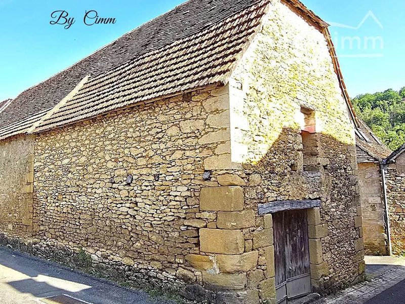 Steenboerderij te renoveren aan de poorten van Montignac-Lascaux