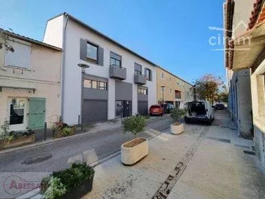 Woning met 8 kamers, 362 m² in Port-Saint-Louis-du-Rhône