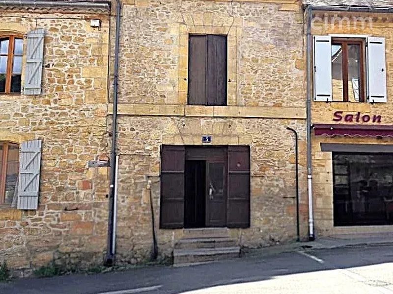 Onder de stadswallen van Sarlat – Vastgoedcomplex met groot potentieel in het hart van de middeleeuwse stad