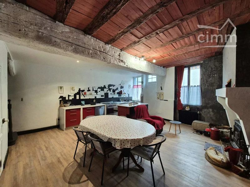 For sale – Spacious townhouse in Morée (41), 15 minutes from Vendôme