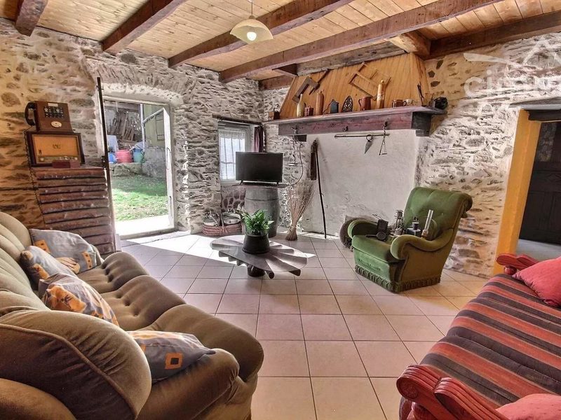 TE KOOP HUIS 165 M2 2 APPARTEMENTEN VILLARD LEGÉR 73390