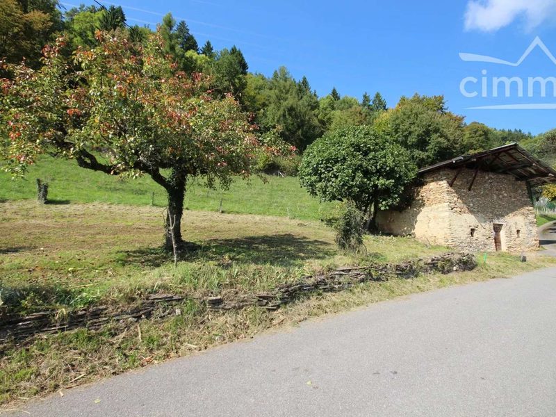 TE KOOP BOUWGROND 1089 M2 + SCHUUR - LA CROIX DE LA ROCHETTE 73110