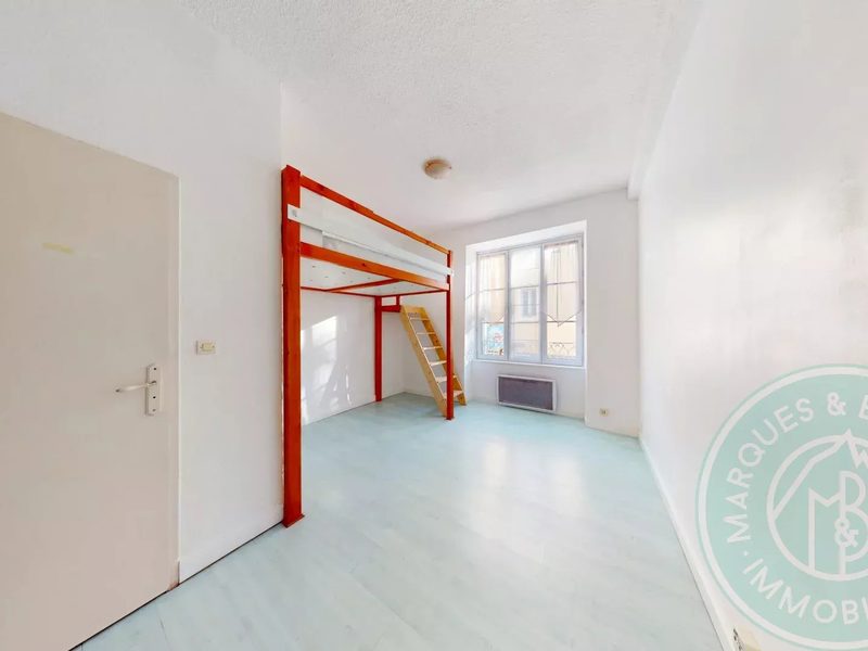 Optimized T2 with Mezzanine & Cellar – Pau Center