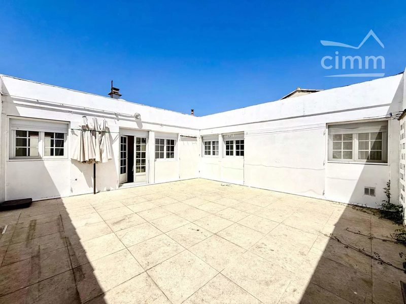 HUIS T4 VAN 90 M² MET PATIO, GARAGE EN TUIN