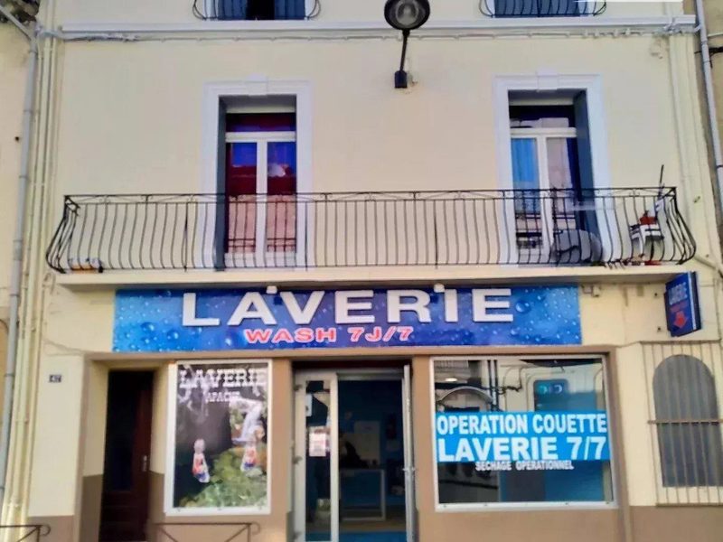 TE KOOP BELEGGINGSOBJECT 7 KAMERS 180M² IN SERIGNAN €260.000