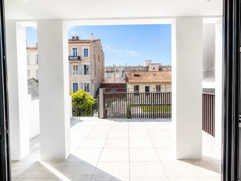 Uitzonderlijke stadsvilla – Cannes stadscentrum 129 m² gerenoveerd