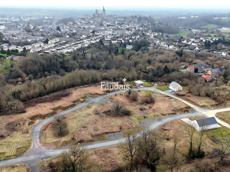 Bouwkavel met nutsvoorzieningen in Coutances – Vrij uitzicht, vrij