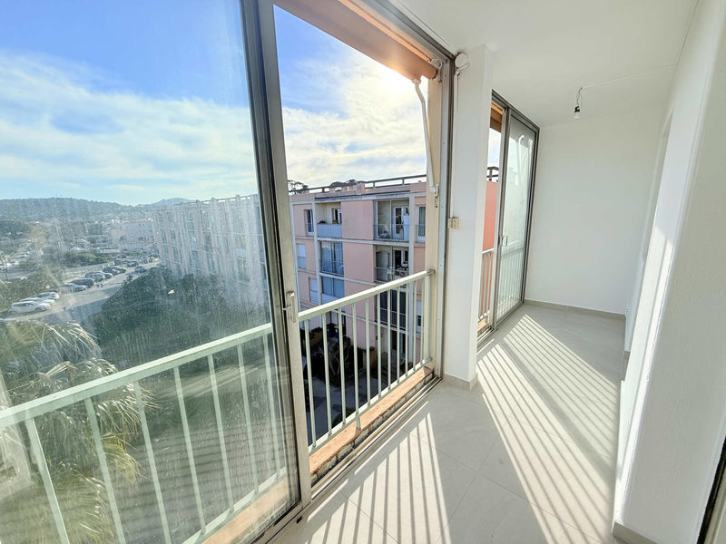 Appartement T3 entièrement rénové avec loggia