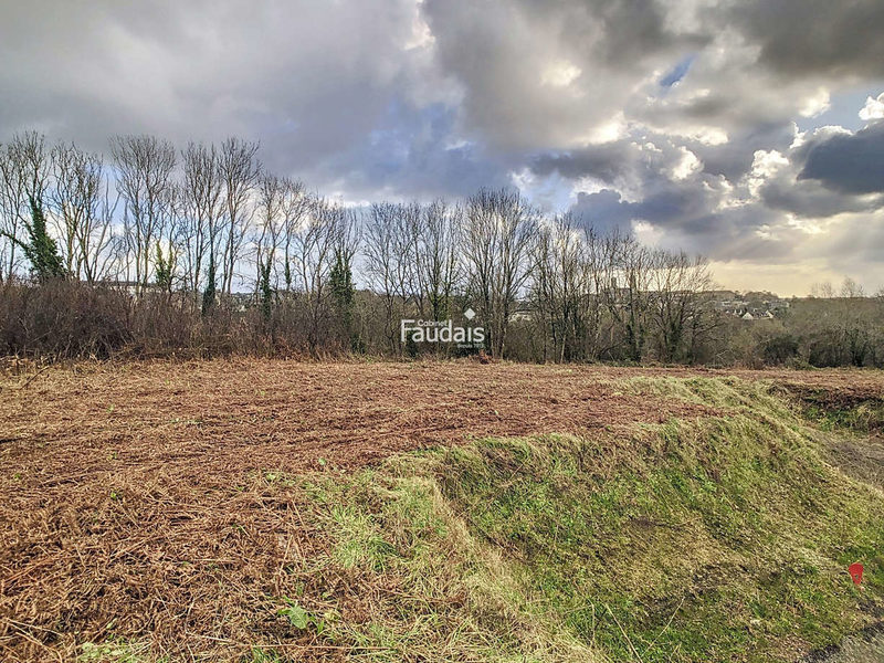 Coutances, terrain à bâtir de 754 m² avec vue dégagée, viabilisé