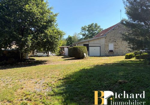 FOR SALE – LIFE ANNUITY OCCUPIED – URCEL ()