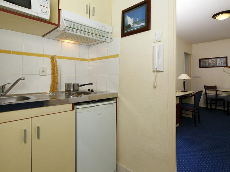 Investissement locatif studio avec parking sous bail commercial r