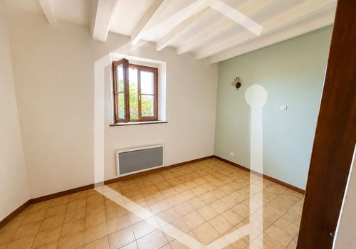 Charming detached farmhouse ready to move in