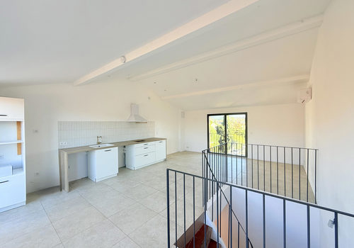 Luxury 3-bedroom apartment - Sanary city center