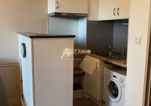 SANARY - Quartier Beaucours - Joli studio meublé de 17 m2 av