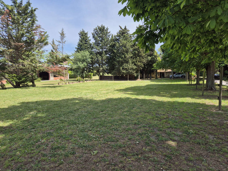 TERRAIN CONSTRUCTIBLE ET VIABILISÉ DE 1233 M2