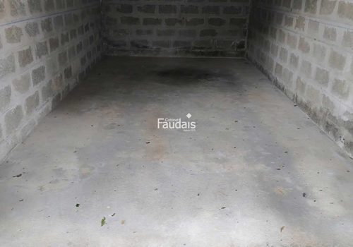 Parking/garagebox van 15 m² in Coutances