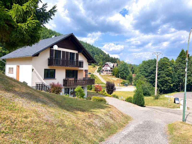 Le Hohwald : maison 3 chambres. Garage. Lumineuse et spacieuse