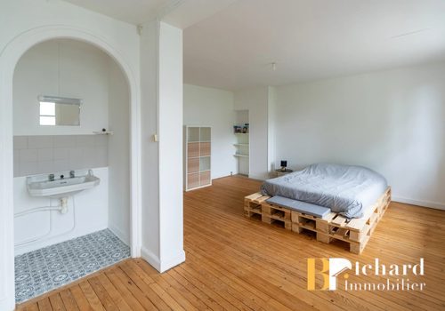 Laon - Stadshuis van 147 m² - 4 slaapkamers