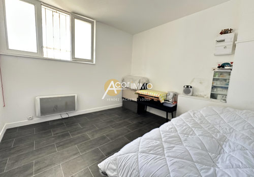 Local Commercial - T2 Apartment - 54.6m2 - Garage