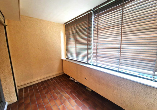 Studio met slaaphoek vlakbij het stadscentrum, rustig gelegen