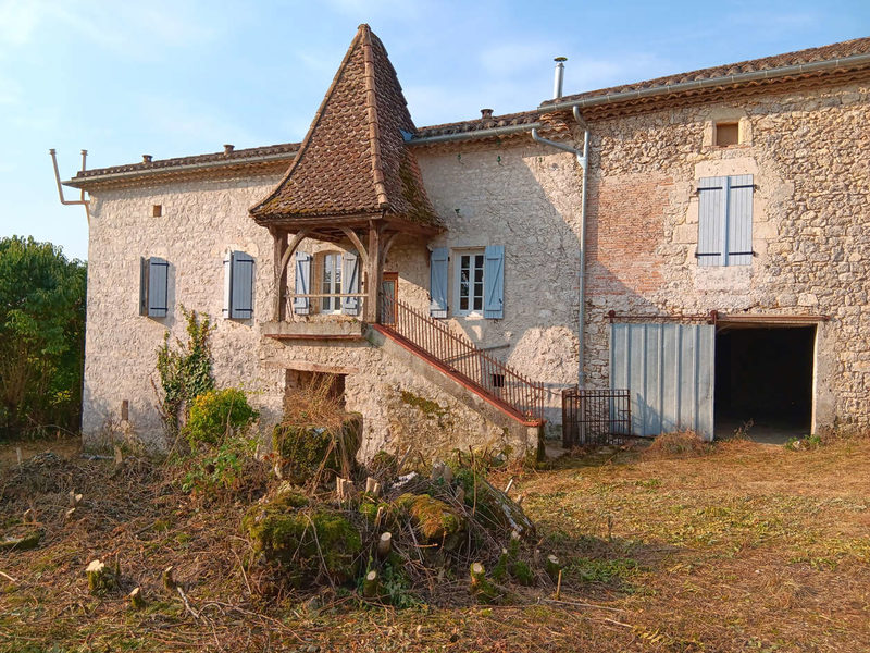 Maison Quercynoise avec trois chambres à rénover sur 6000 m²