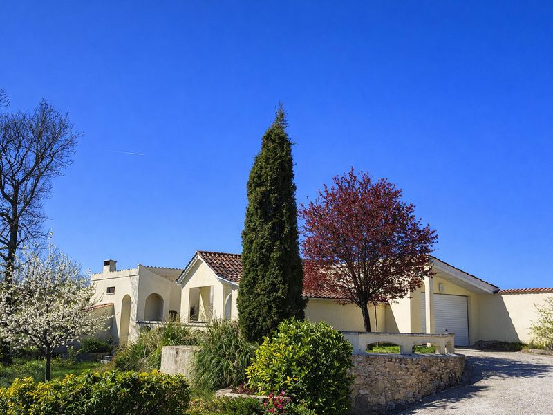 Maison sur les hauteurs de Montaigu, 3 chambres, garage, j