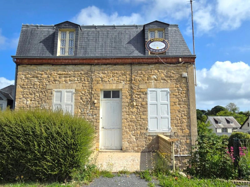 Appartement te renoveren - 55m2 in Vierville-sur-Mer (Omaha Beach)