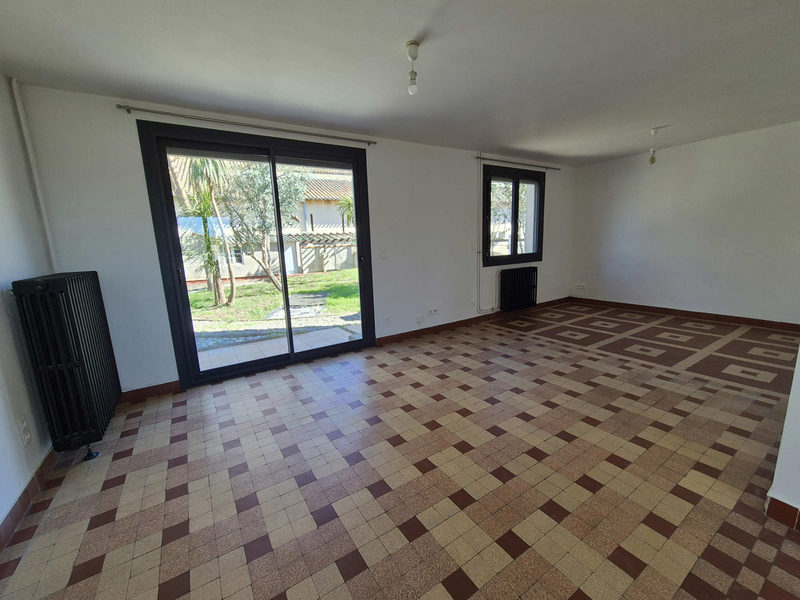 CASTELNAUDARY DICHTBIJ HET CANAL DU MIDI 3 SLAAPKAMERS GARAGE TUIN