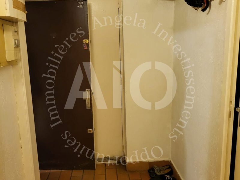 Appartement T1 van 31 m2 gelegen aan de Grote Straat van Sai