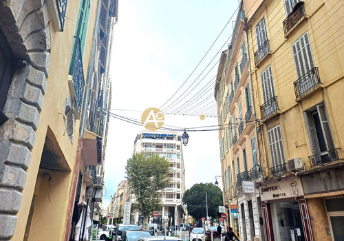 TOULON CITY CENTER - COMMERCIAL PREMISES FOR RENT
